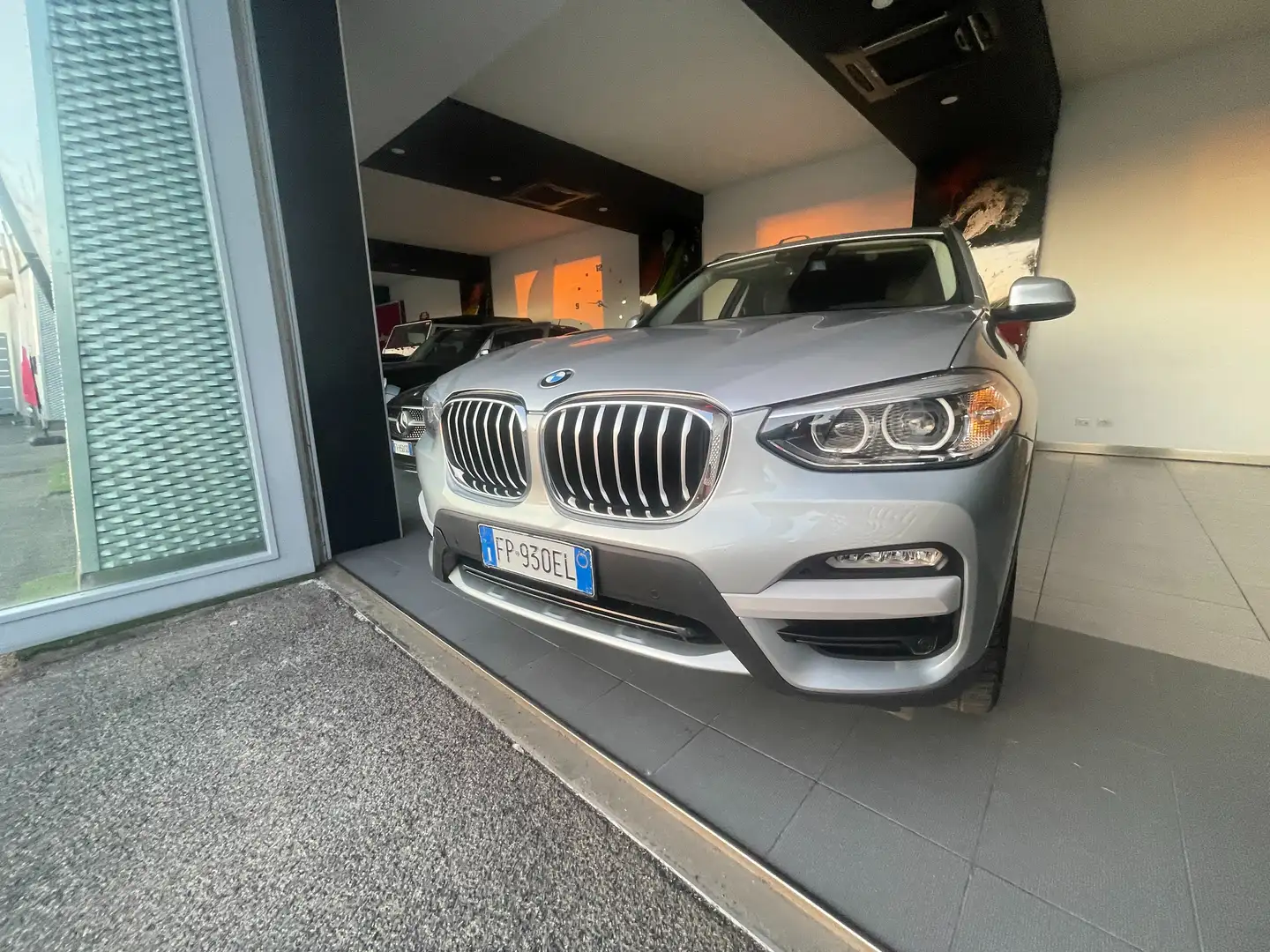 BMW X3 X3 G01 2017 xdrive20d Advantage plus 190cv auto Argento - 2