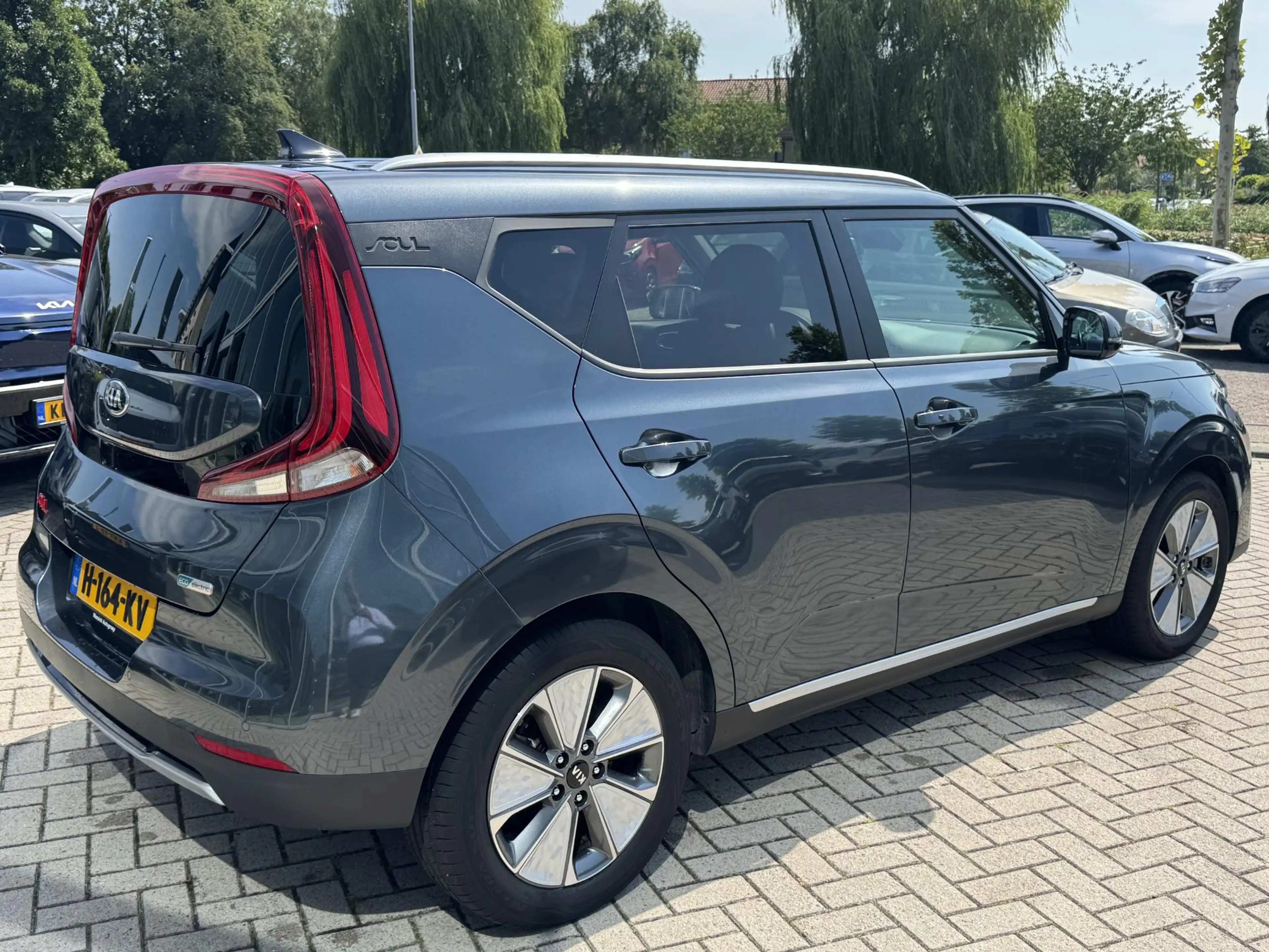 Kia Soul e-Soul ExecutiveLine 64 kWh — photo 4