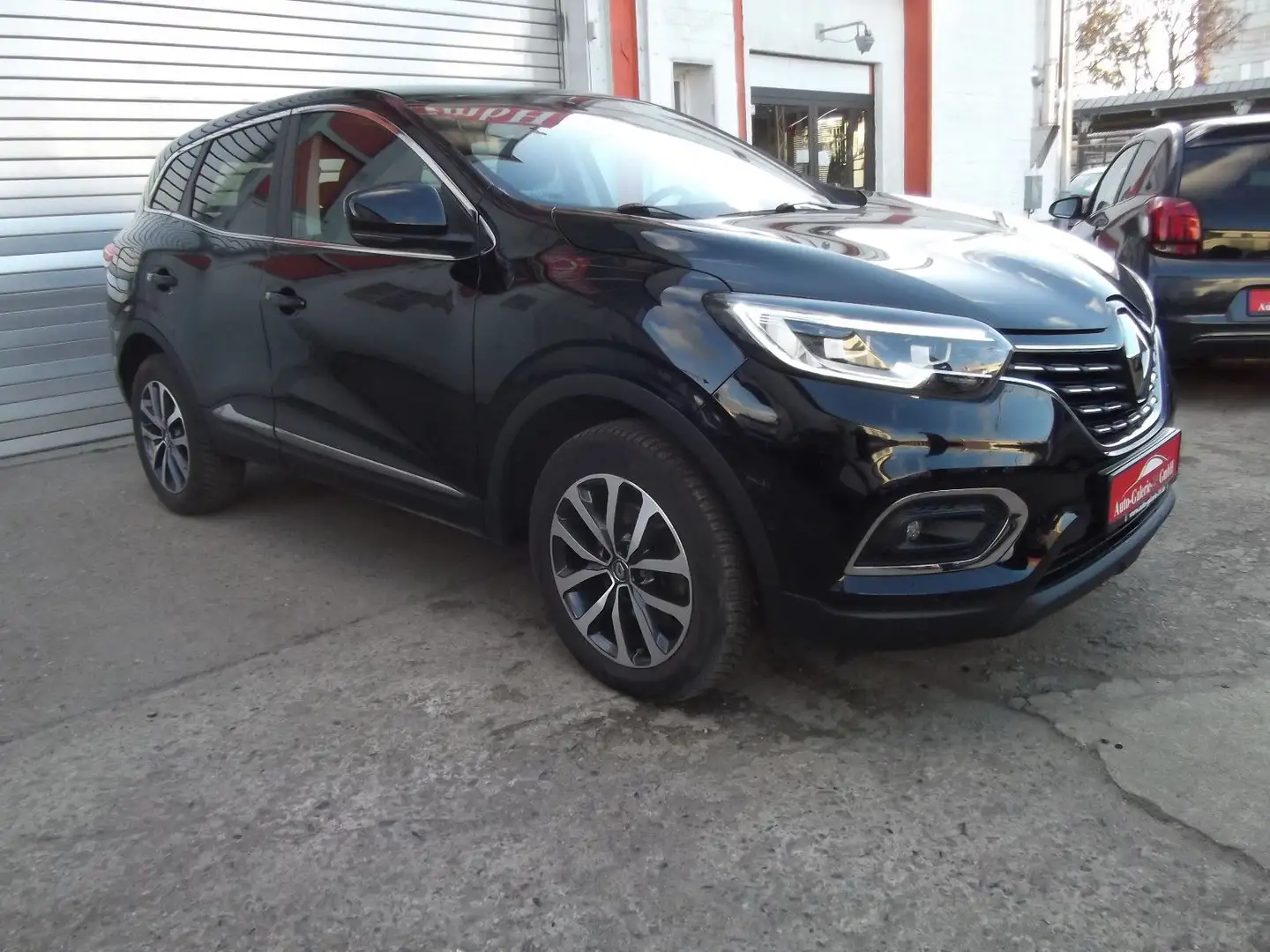 Renault Kadjar Business Edition Automatik Schwarz - 2