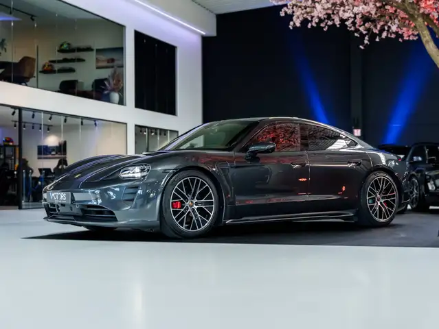 Porsche Taycan view 2
