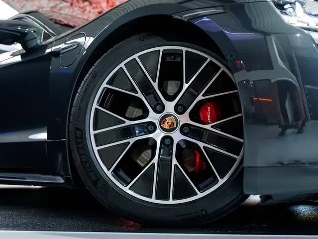 Porsche Taycan view 6