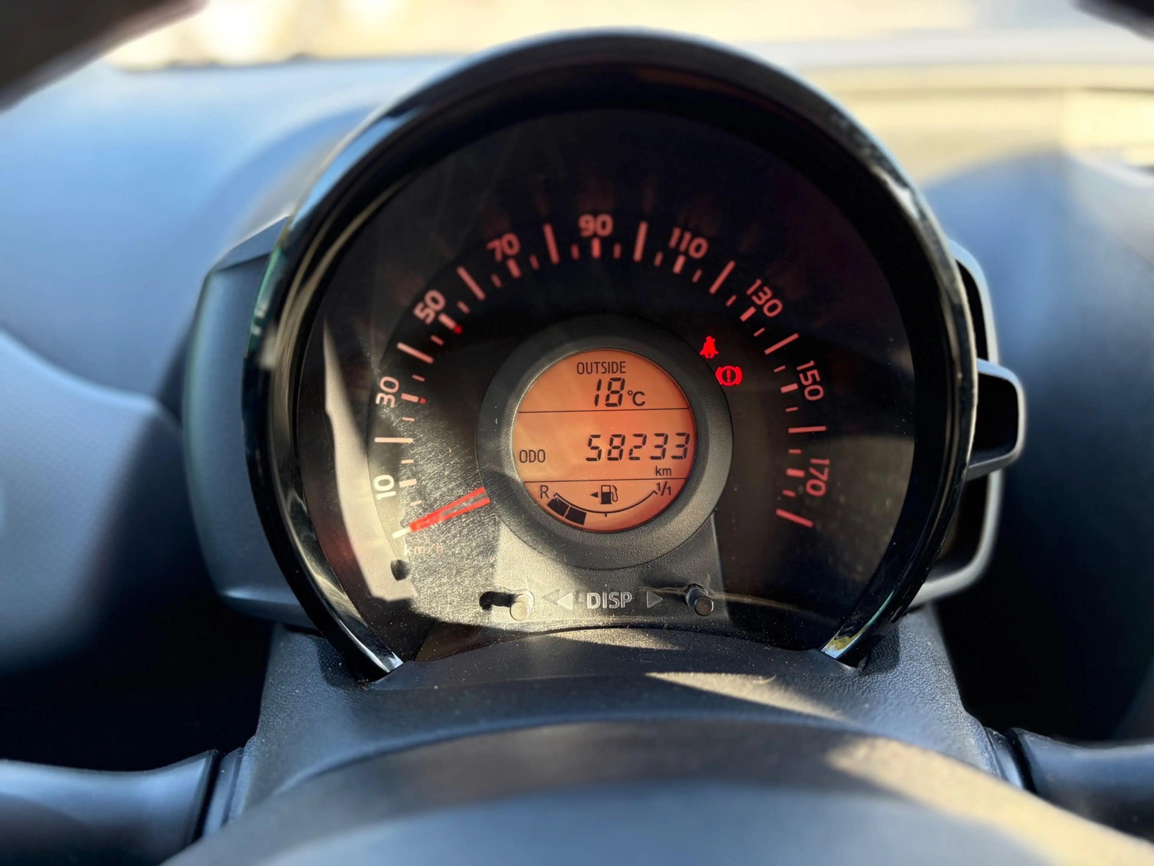 Peugeot 108 1.0 e-VTi Active — photo 10