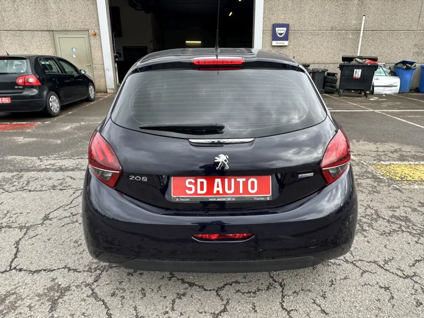 Peugeot 208 Allure 1,2 Bleu - 2