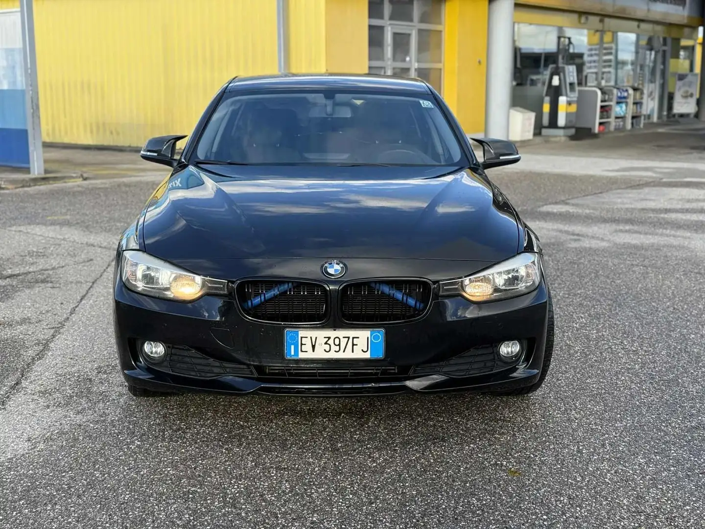 BMW 318 - 1