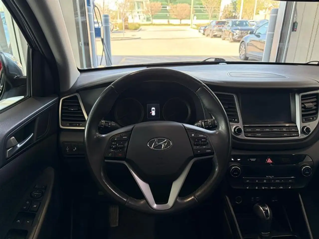 Hyundai TUCSON снимка Hyundai TUCSON