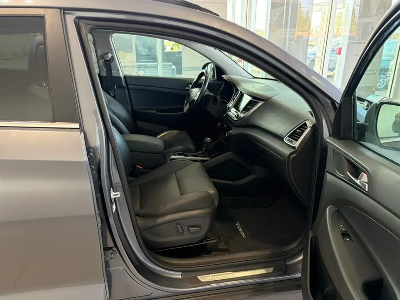 Hyundai TUCSON снимка Hyundai TUCSON