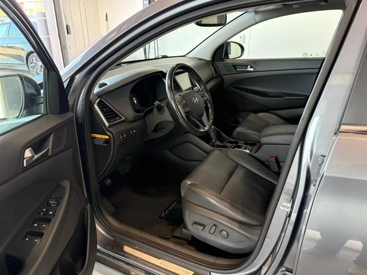 Hyundai TUCSON снимка Hyundai TUCSON
