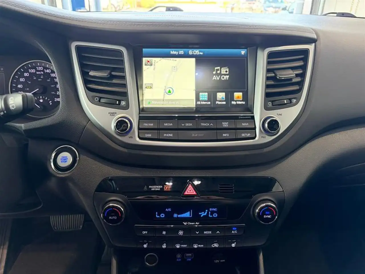 Hyundai TUCSON снимка Hyundai TUCSON