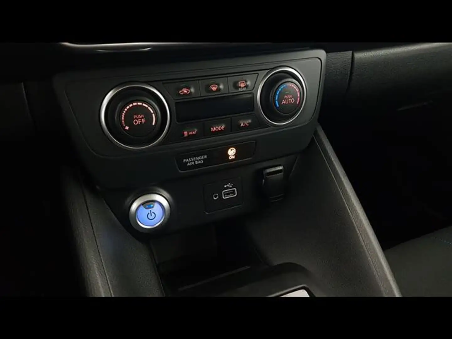 Nissan Leaf 40kWh Acenta CVT Bianco - 1