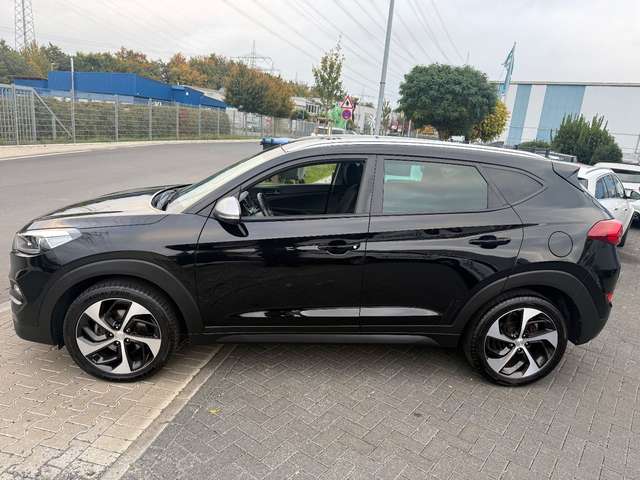 Hyundai TUCSON / IX 35 Style