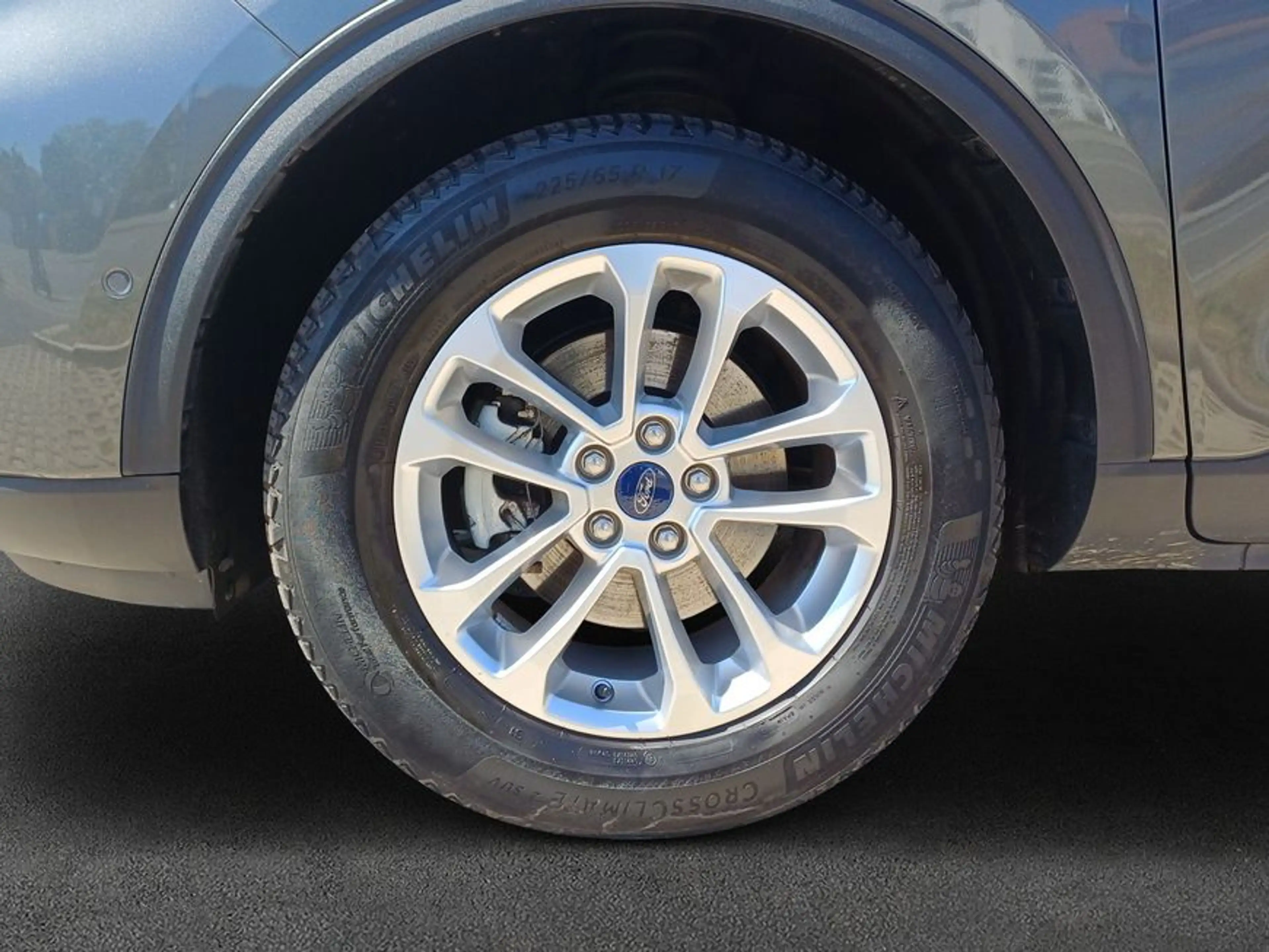 Ford Kuga 2.5 Duratec PHEV TITANIUM — photo 8