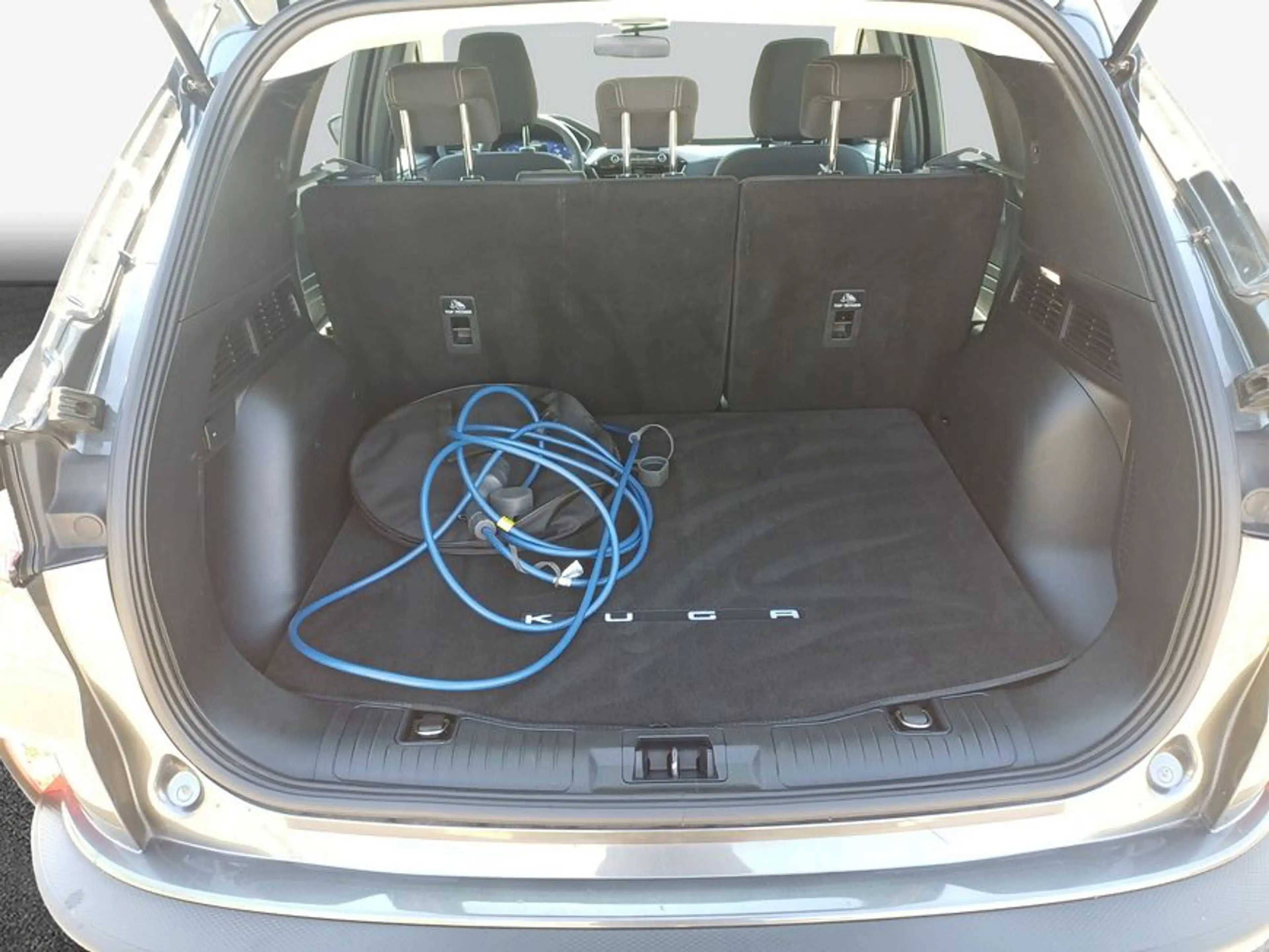 Ford Kuga 2.5 Duratec PHEV TITANIUM — photo 9