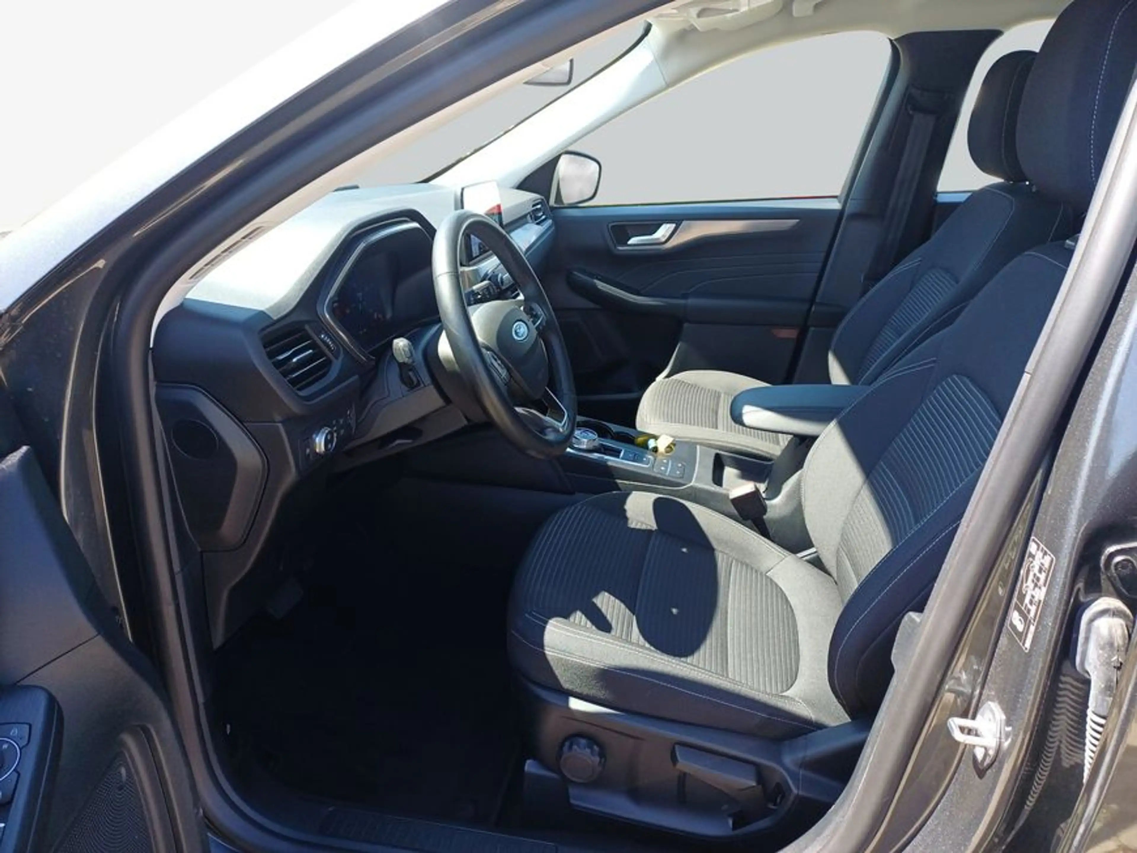 Ford Kuga 2.5 Duratec PHEV TITANIUM — photo 10