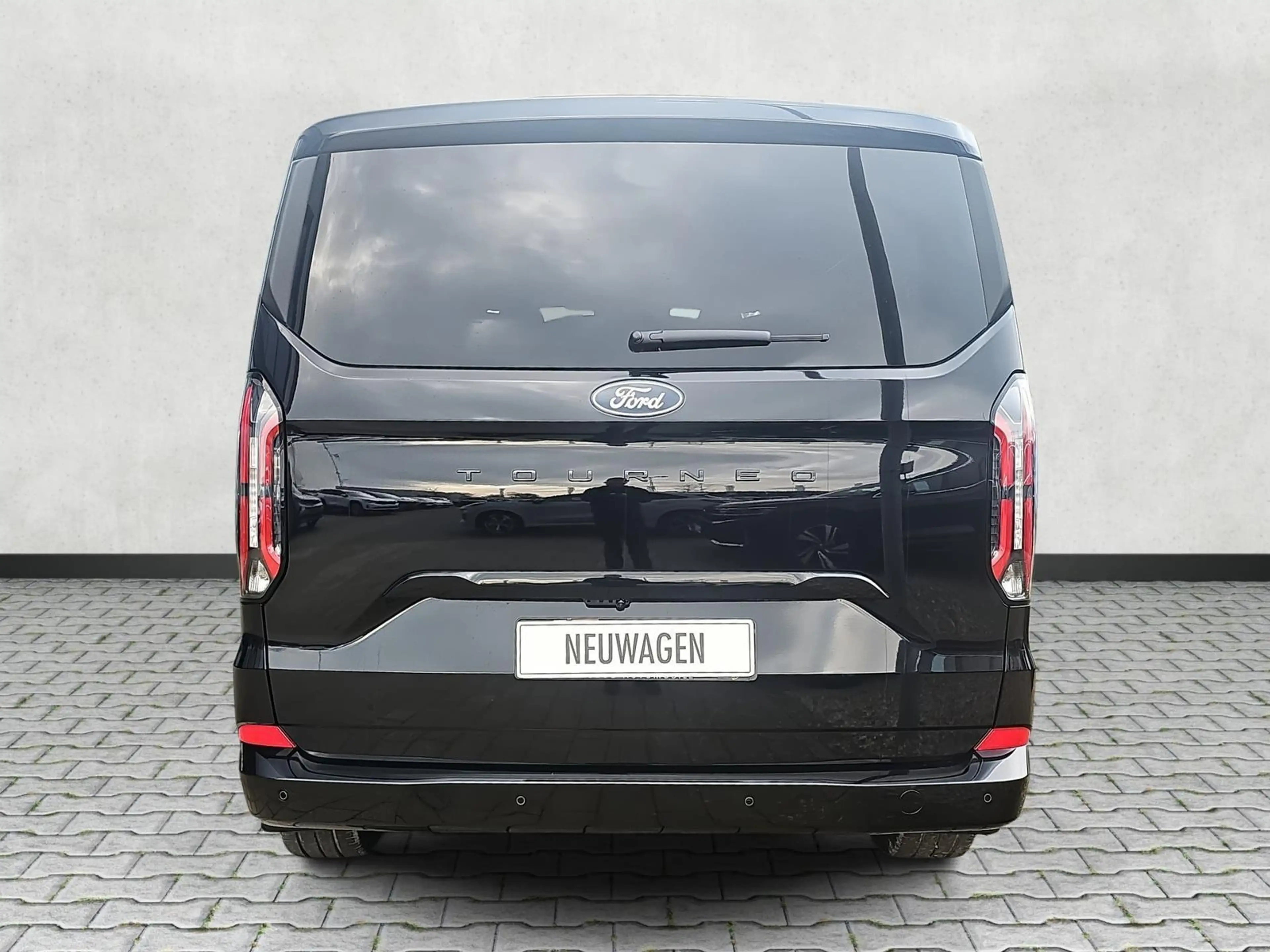 Ford Tourneo Custom 2.0 EB Titanium X B&O / Standheiz 110 kW (150 P... — photo 6