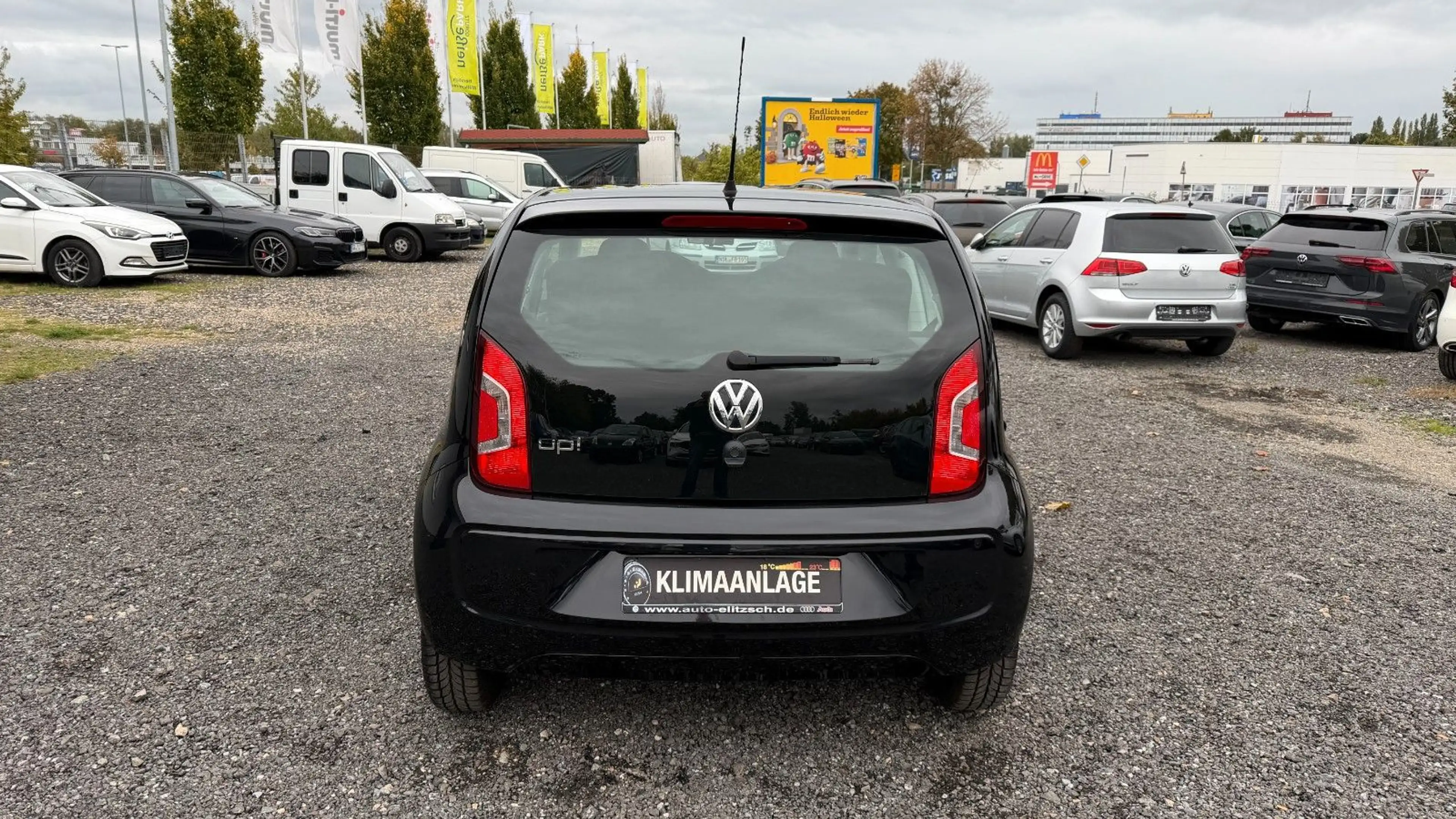 Volkswagen up! take 1-Hand Scheckheft Klima Allwetterreifen — photo 4