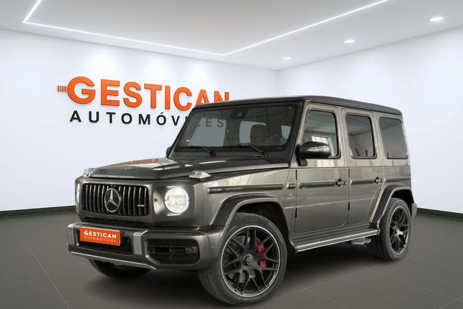 Mercedes-Benz G Mercedes-AMG 63 Gris - 1