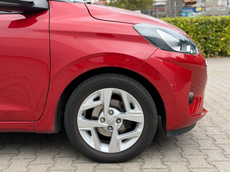 Hyundai i10 Intro Edition 1.Hand *Garantie *Navi *Kamera — photo 13