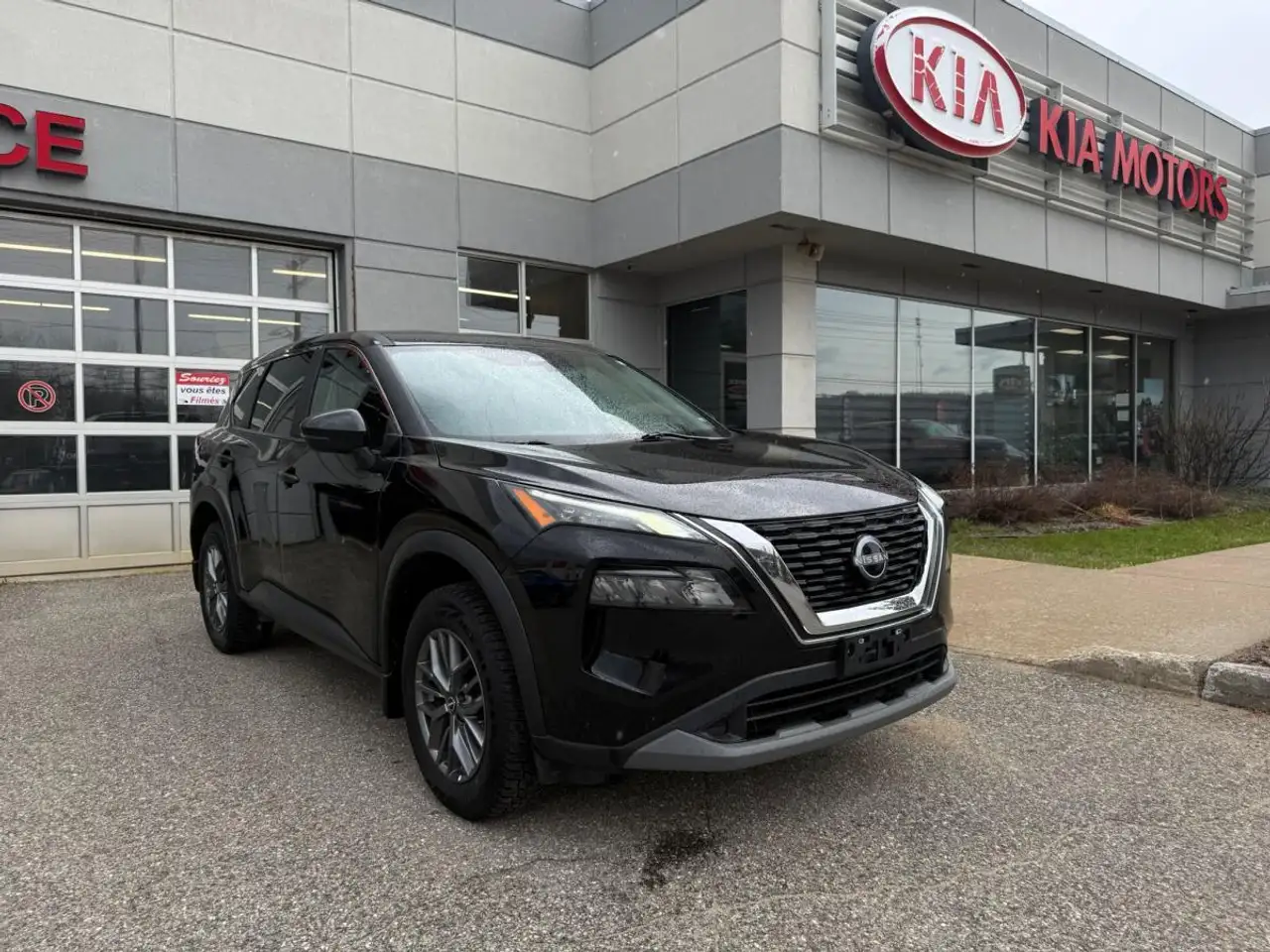 Nissan Rogue снимка Nissan Rogue