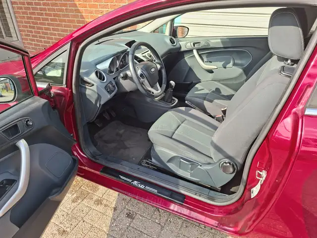 Ford Fiesta view 7