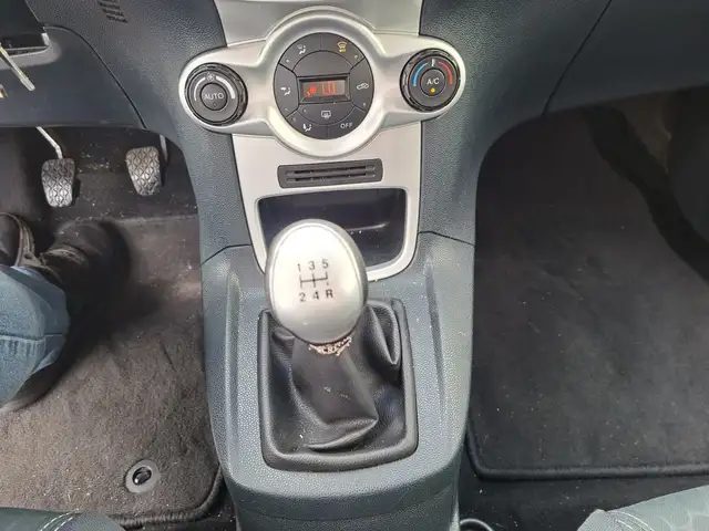 Ford Fiesta view 10