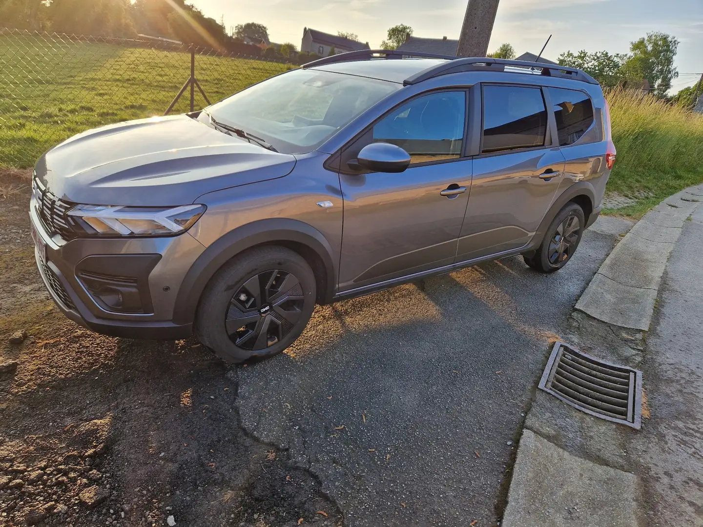 Dacia Jogger 1.0 ECO-G Essential 5pl. (EU6d) - 2
