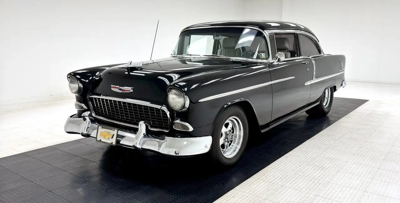Chevrolet Bel Air 2 Door Sedan, foto 1