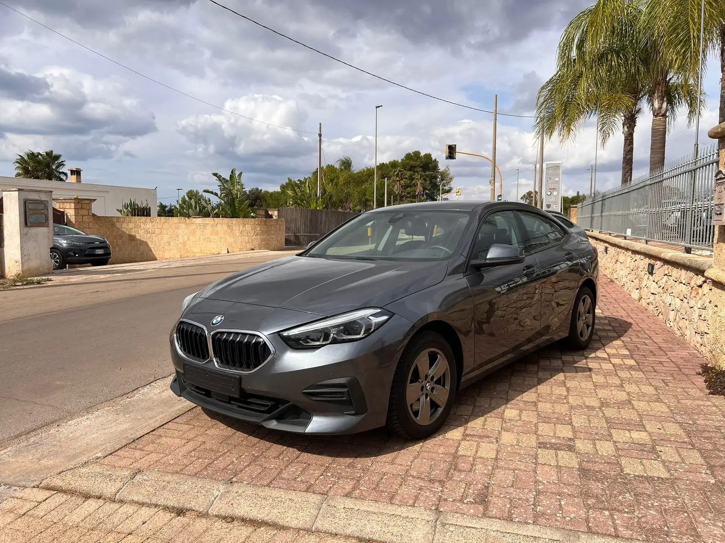 BMW 216 216d Gran Coupe Sport auto Grigio - 1