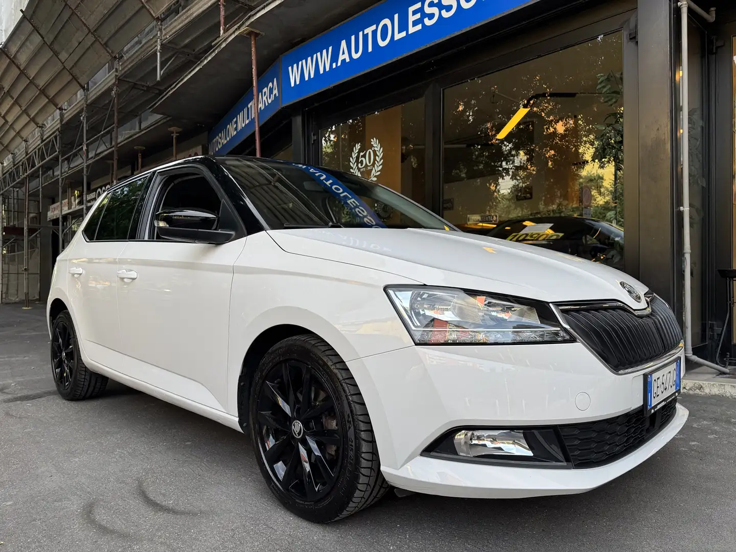 Skoda Fabia Fabia 1.0 mpi Twin Color Nero 60cv Bianco - 2