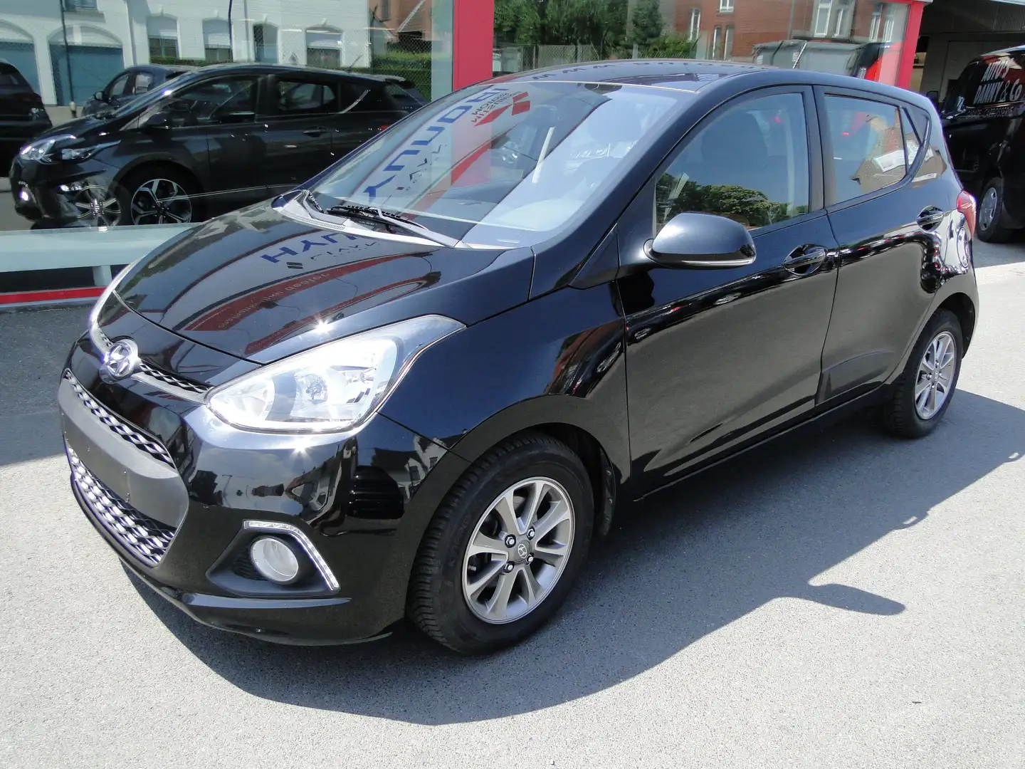 Hyundai i10 1.0i Pop Zwart - 2