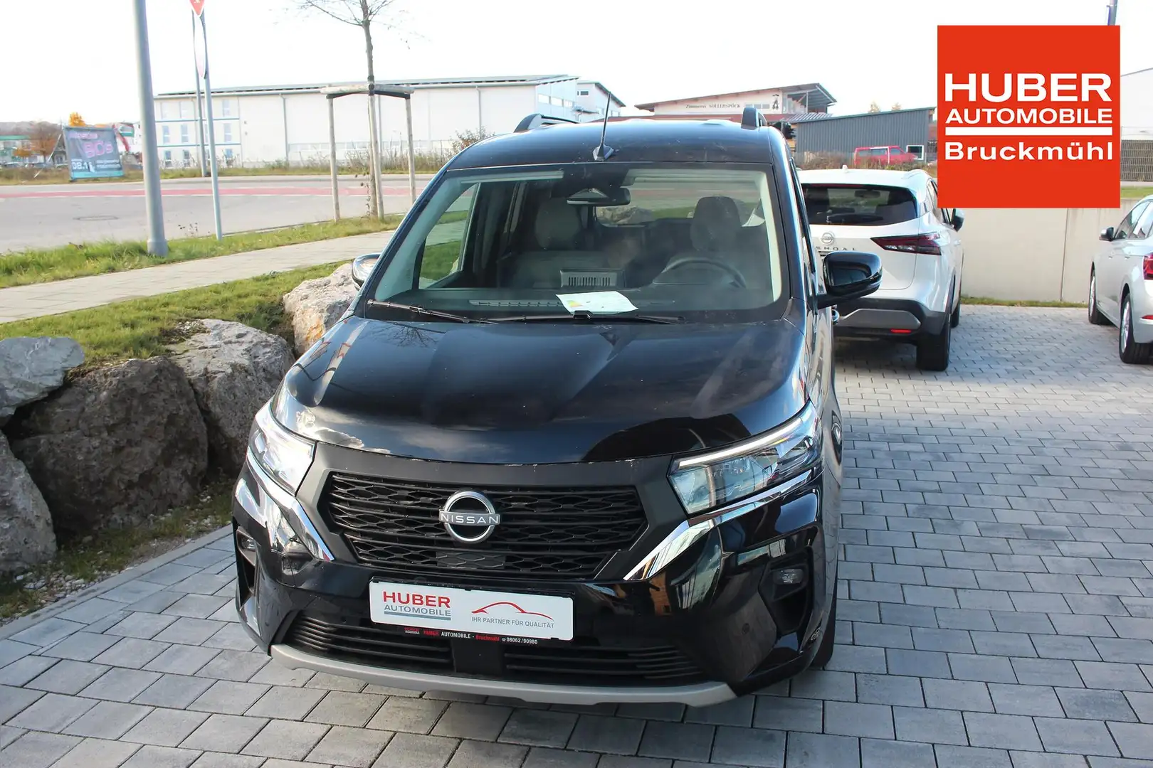 Nissan Townstar Kombi 1.3 DIG-T 130 TEKNA NAVI/SHZ/KAMERA/DAB/5... Schwarz - 2