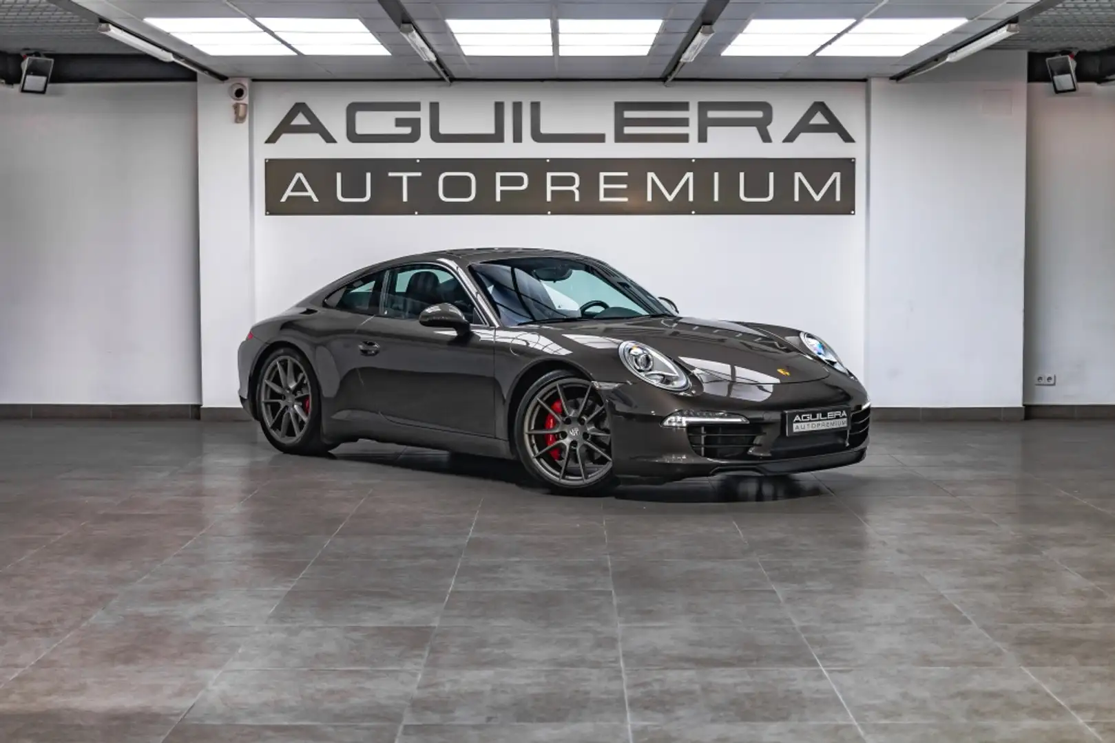 Porsche 991 Carrera S Coupé PDK Gris - 1