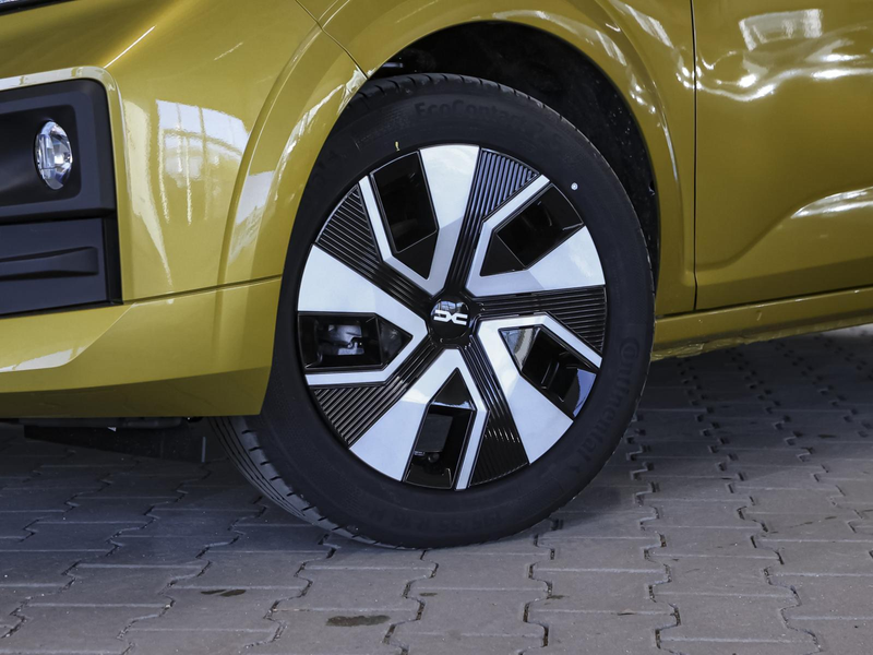 Dacia Sandero Expression TCe 100 — photo 10