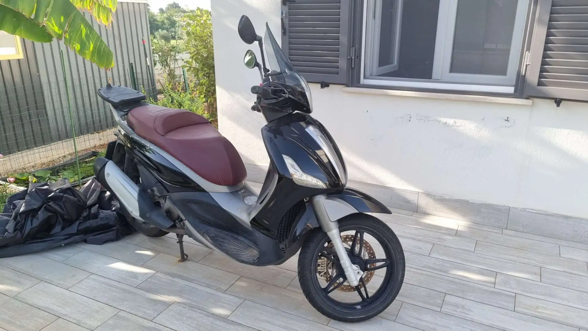 Piaggio Beverly 350 Nero - 1