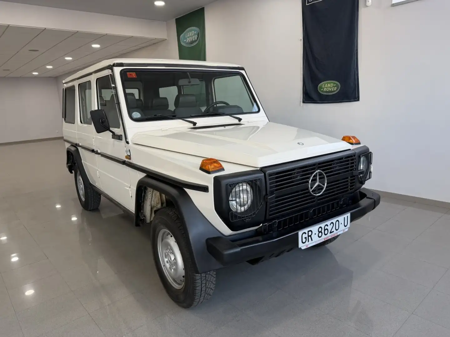 Mercedes-Benz G 300 GD Largo LWB Blanco - 1