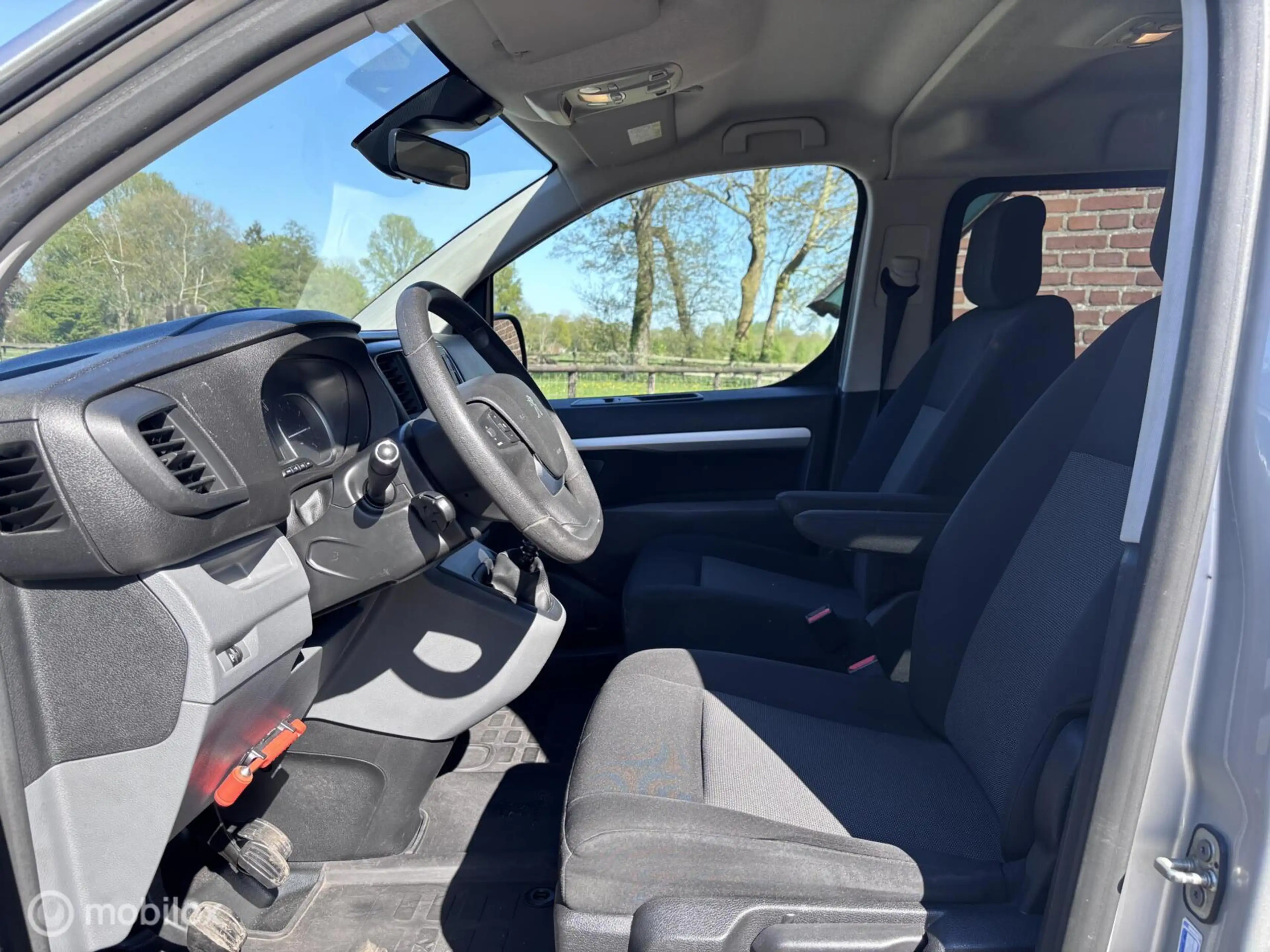 Peugeot Expert Bestel 231C 2.0 BlueHDI DC 120 Premium — photo 9