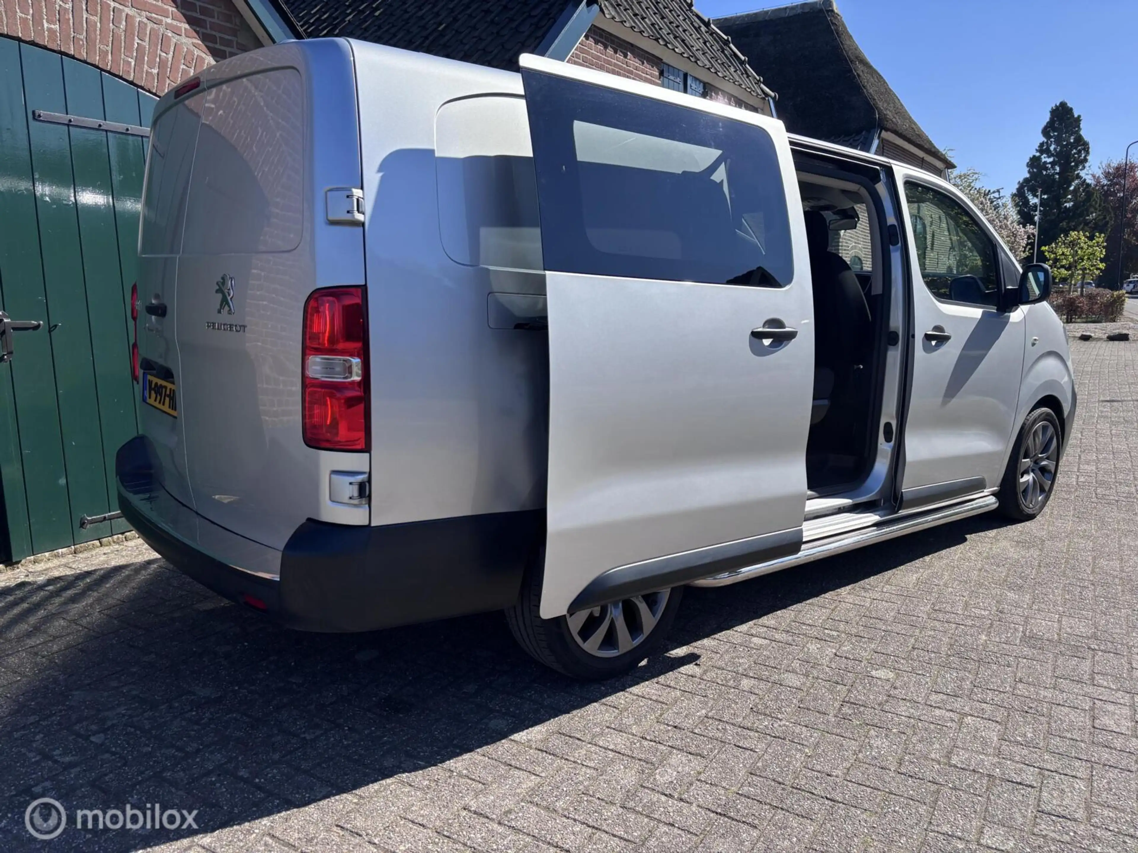 Peugeot Expert Bestel 231C 2.0 BlueHDI DC 120 Premium — photo 3