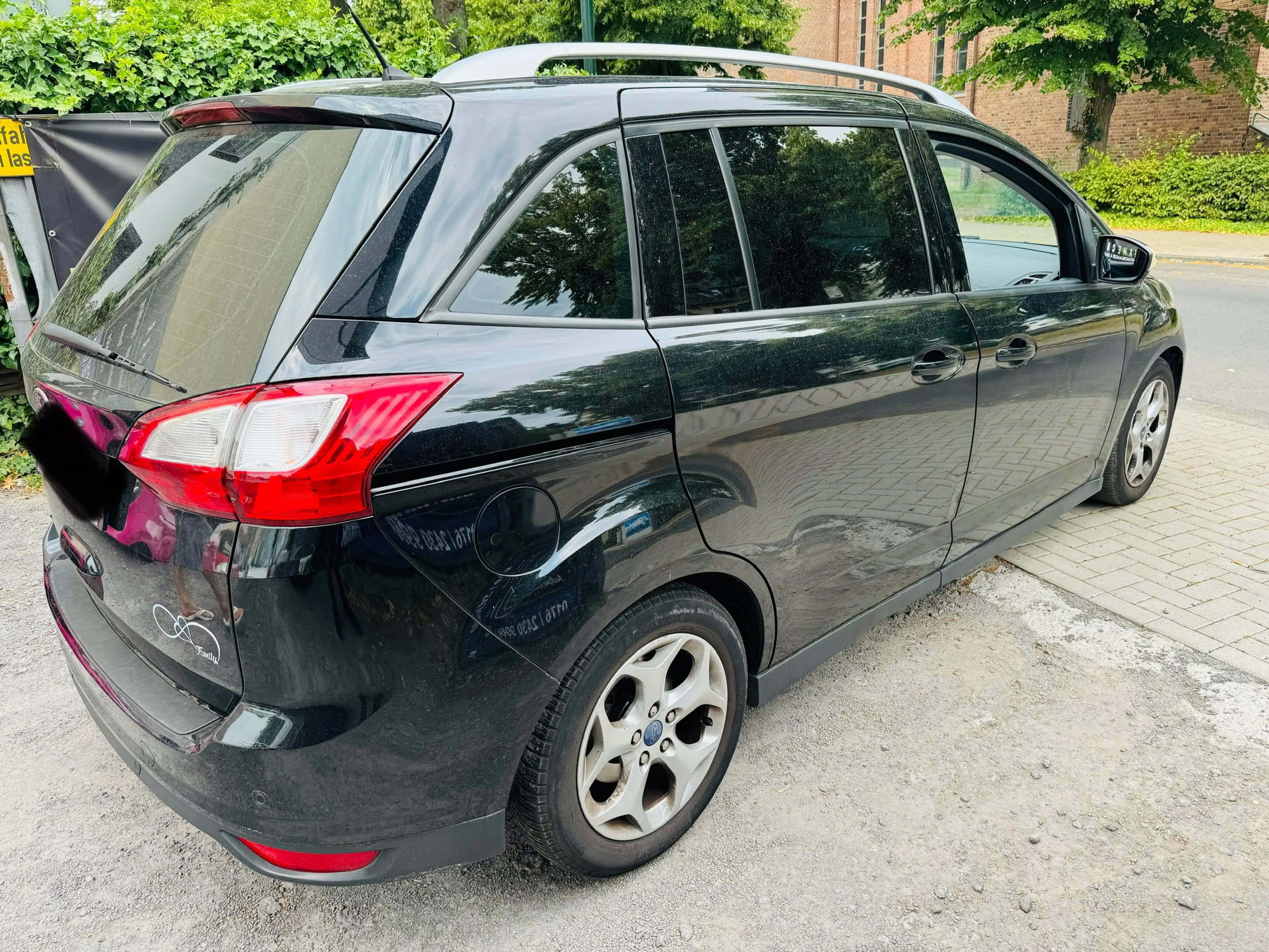 Ford Grand C-Max Trend — photo 6