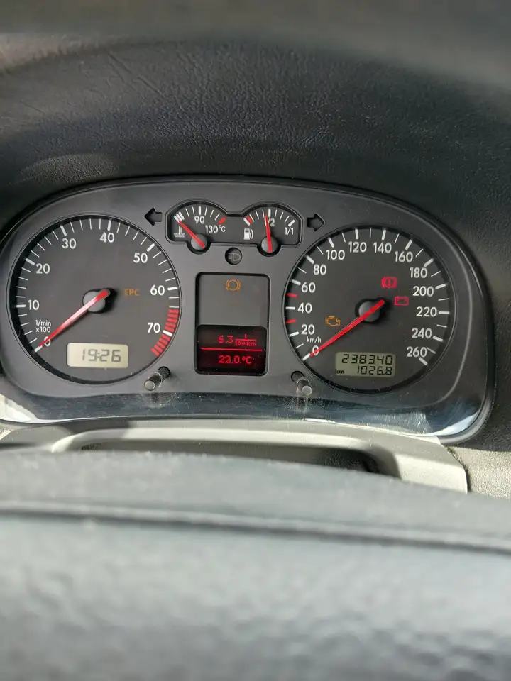 Volkswagen Golf 1.6 Edition, foto 6