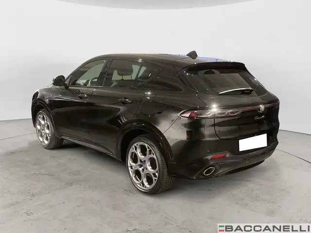 Alfa Romeo Tonale view 2