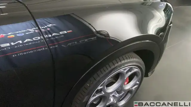 Alfa Romeo Tonale view 8