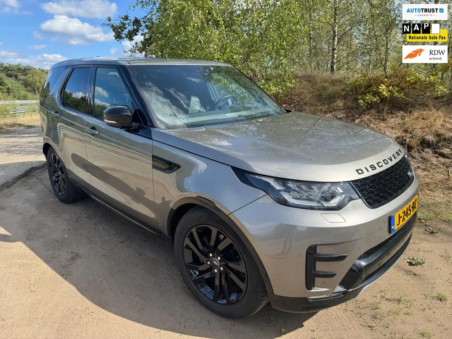 Land Rover Discovery 2.0 Si4 Landmark Edition 7p. Gris - 1