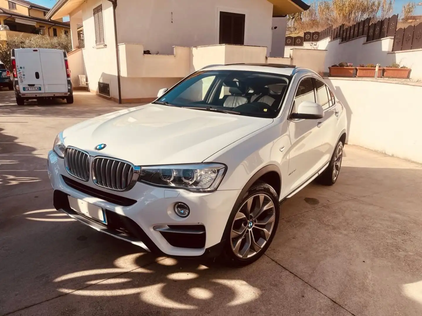 BMW X4 XDRIVE XLINE TETTO AUTOM. ITALIA Weiß - 1