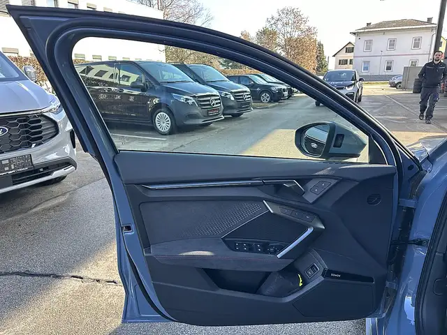 Audi RS3 SB quattro S-tronic Ansicht 33