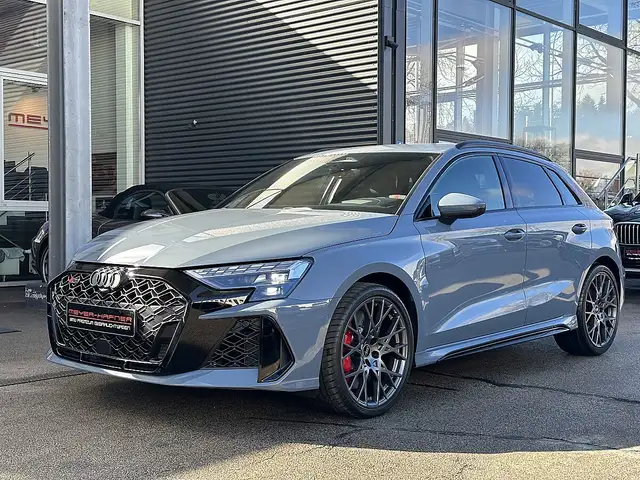 Audi RS3 SB quattro S-tronic Ansicht 2
