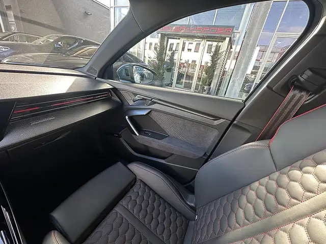 Audi RS3 SB quattro S-tronic Ansicht 41