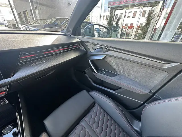 Audi RS3 SB quattro S-tronic Ansicht 30