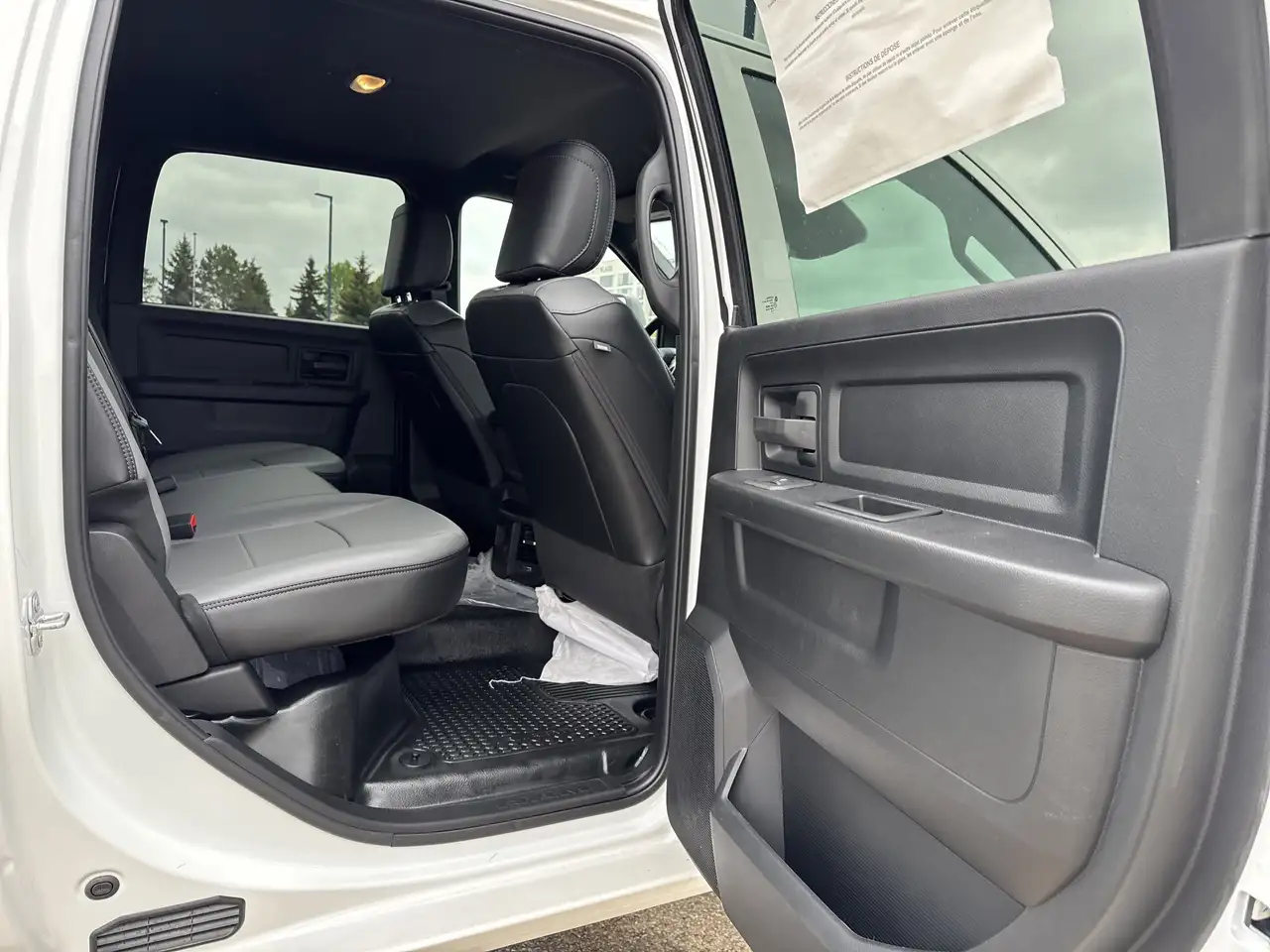 RAM 3500 снимка RAM 3500