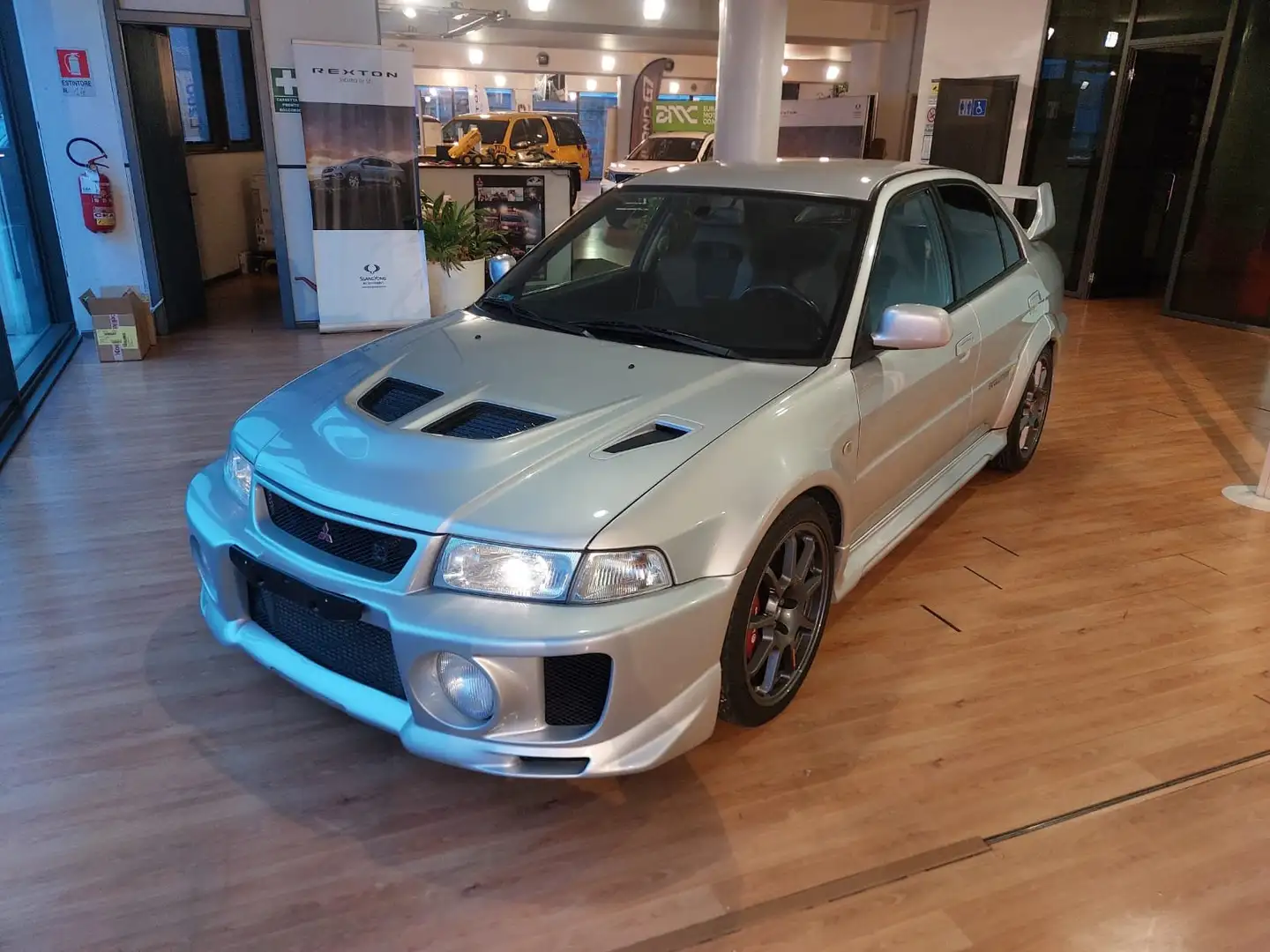 Mitsubishi Lancer Evo 5 Gsr Ralliart Argento - 2