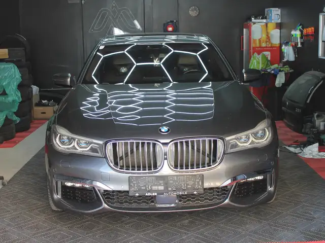 BMW 750 750 L i xDrive
