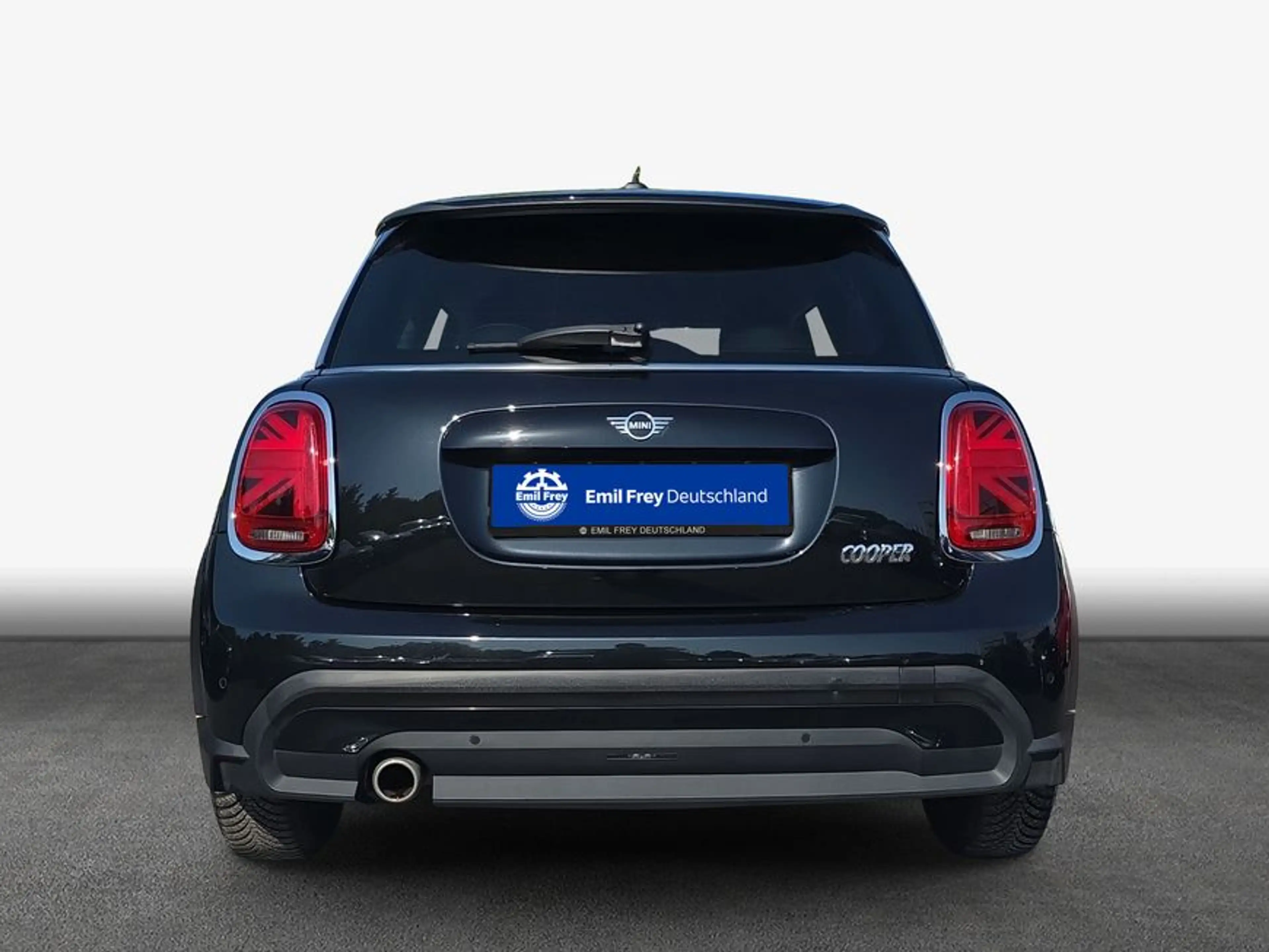 MINI Cooper E Cooper Essential Trim SHZ + PARKASSISTENT — photo 5